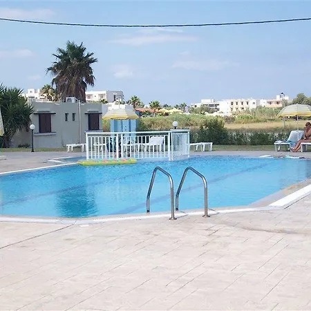 Rena Hotel 2*